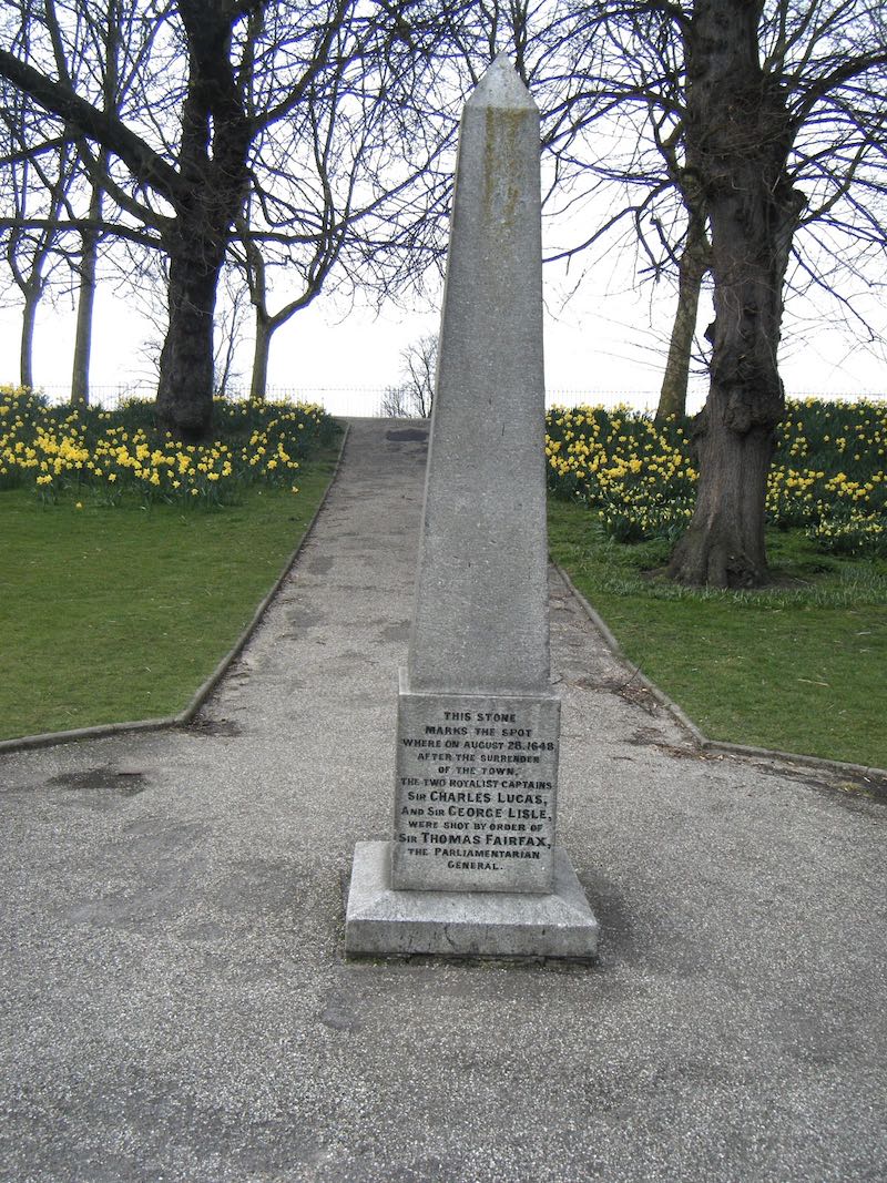 The monument to Charles Lucas and George Lisle outside Colchester Castle.